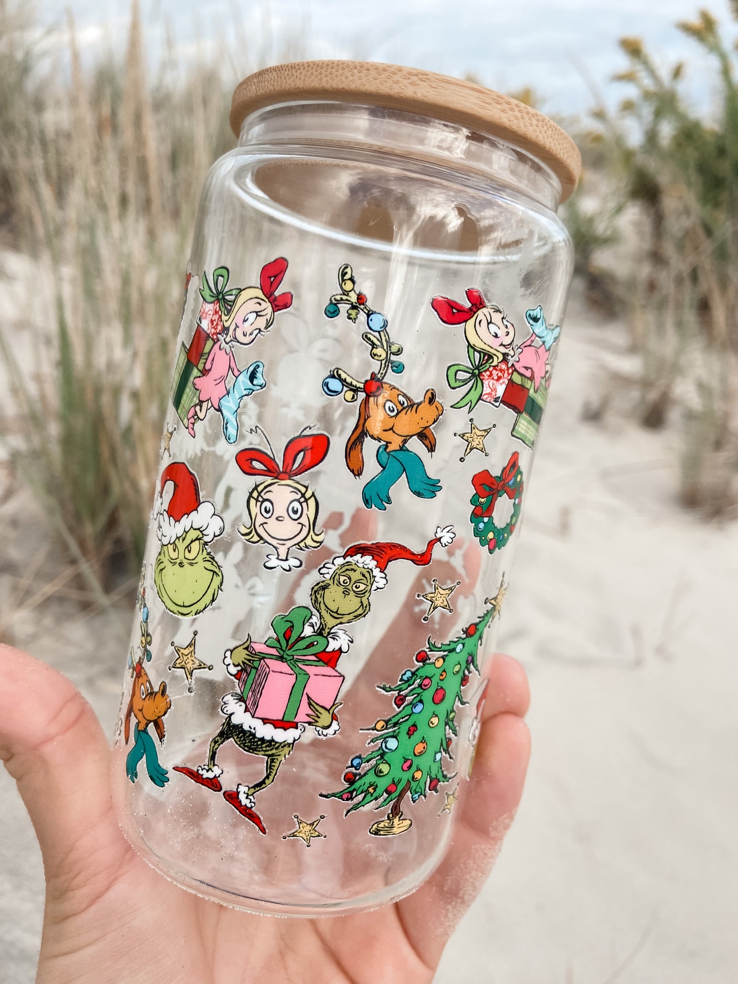 WhoVille Spirit | 16oz Glass Tumbler with Straw & Lid Tumbler