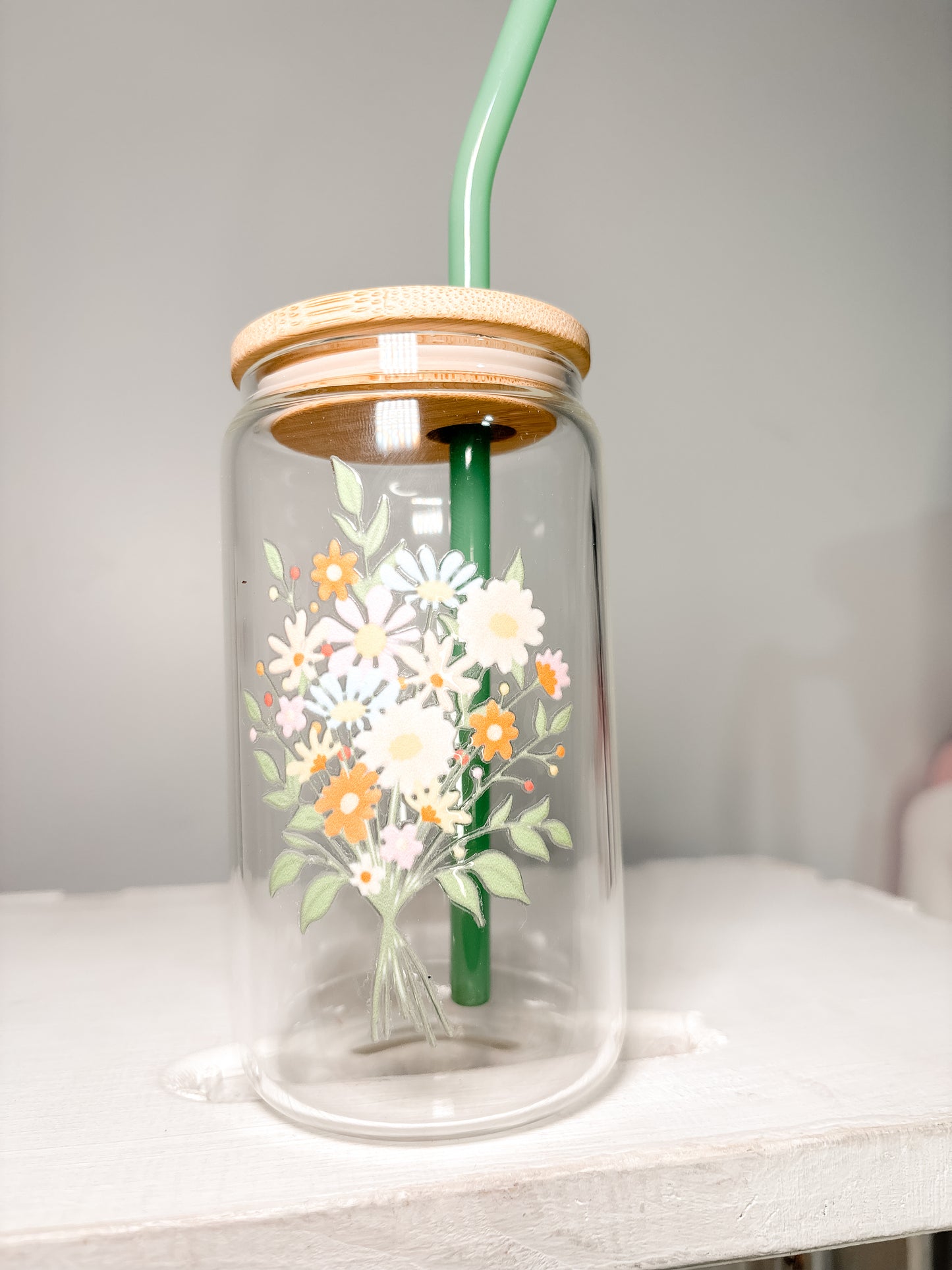 Flower Bouquet  | 12oz Glass Tumbler with Straw & Lid