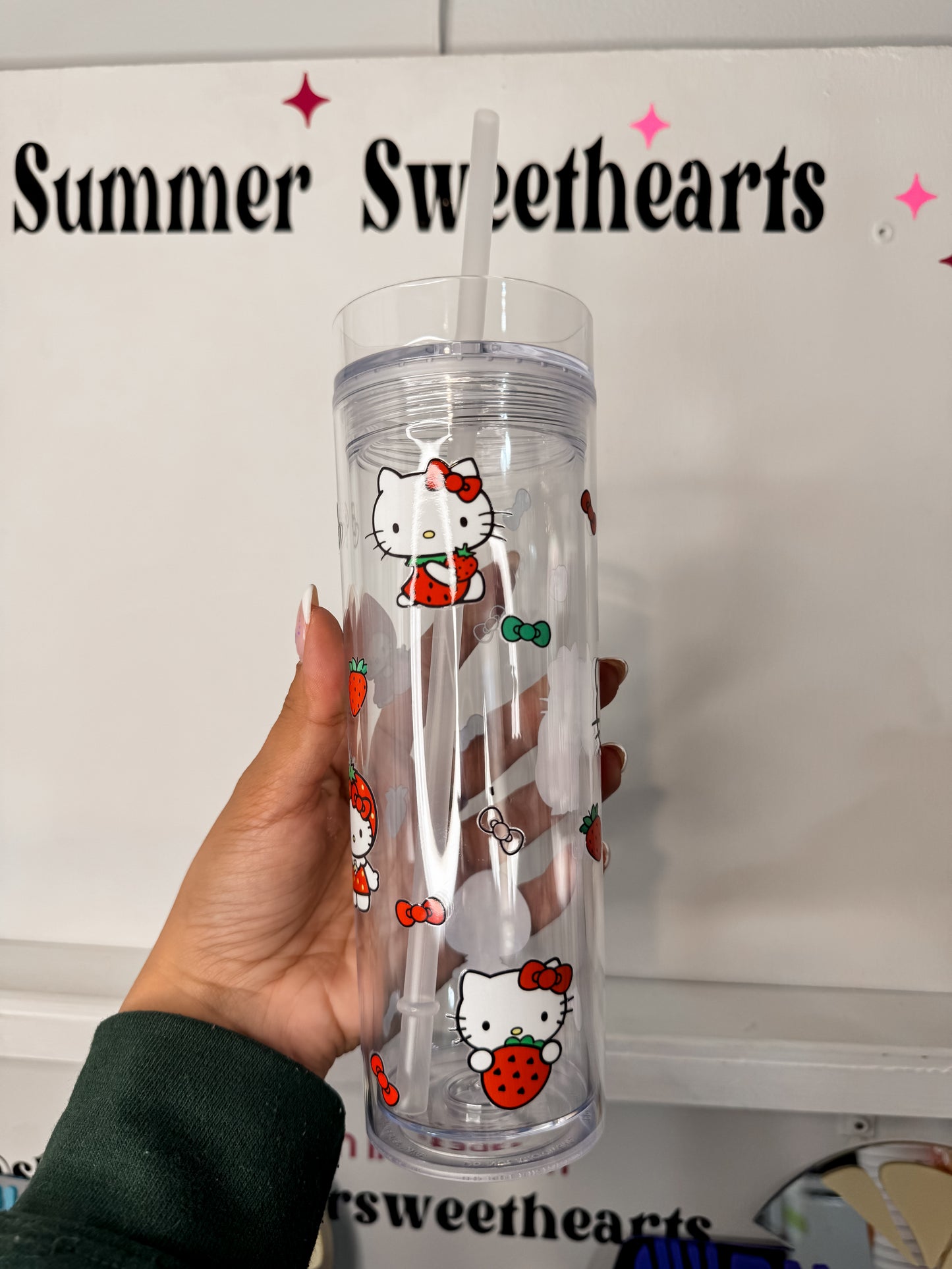 Strawberry Hello Kitty | Plastic Water Bottle with Straw |